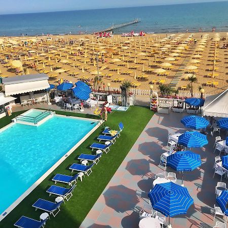 Hotel Marina Lido di Jesolo Bagian luar foto