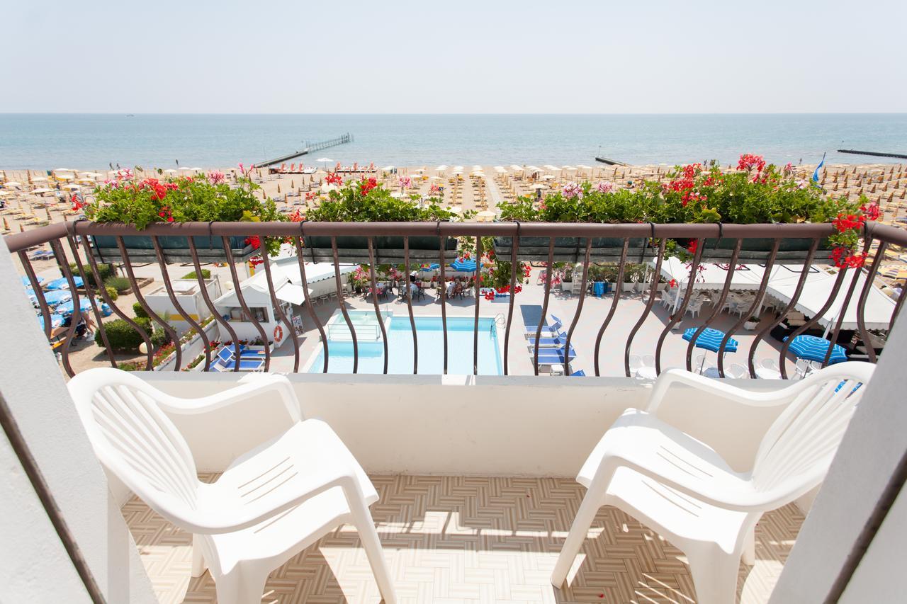 Hotel Marina Lido di Jesolo Bagian luar foto